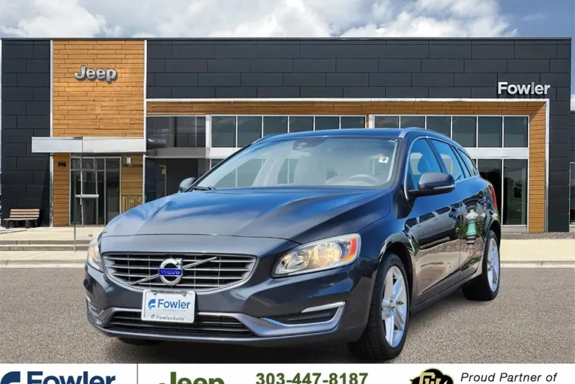 2015 Volvo V60 T5 Premier Plus photo 1