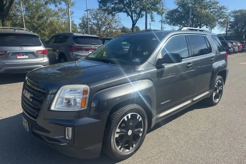2017 Gmc Terrain SLT photo 1