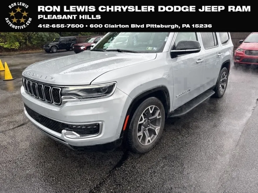 2023 Jeep Wagoneer Series III photo 1
