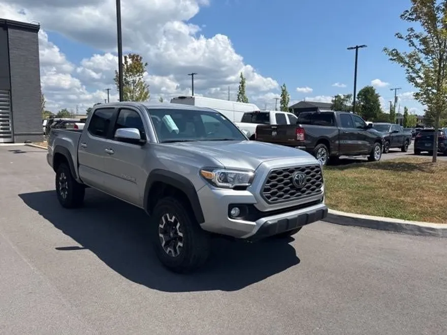 2023 Toyota Tacoma TRD photo 1