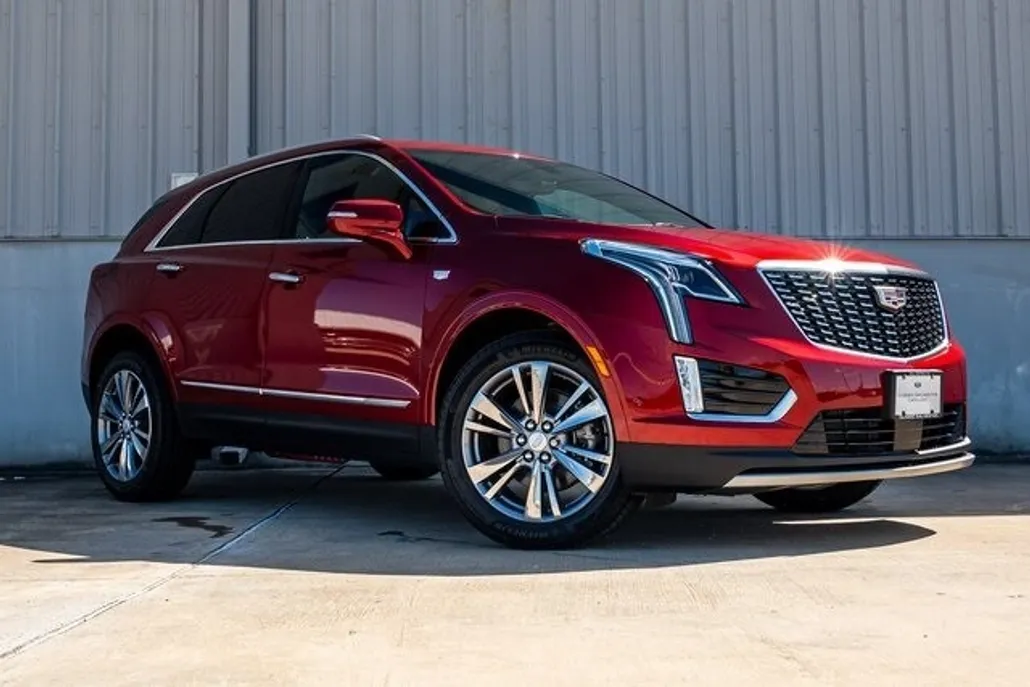 2025 Cadillac XT5 Premium Luxury photo 1