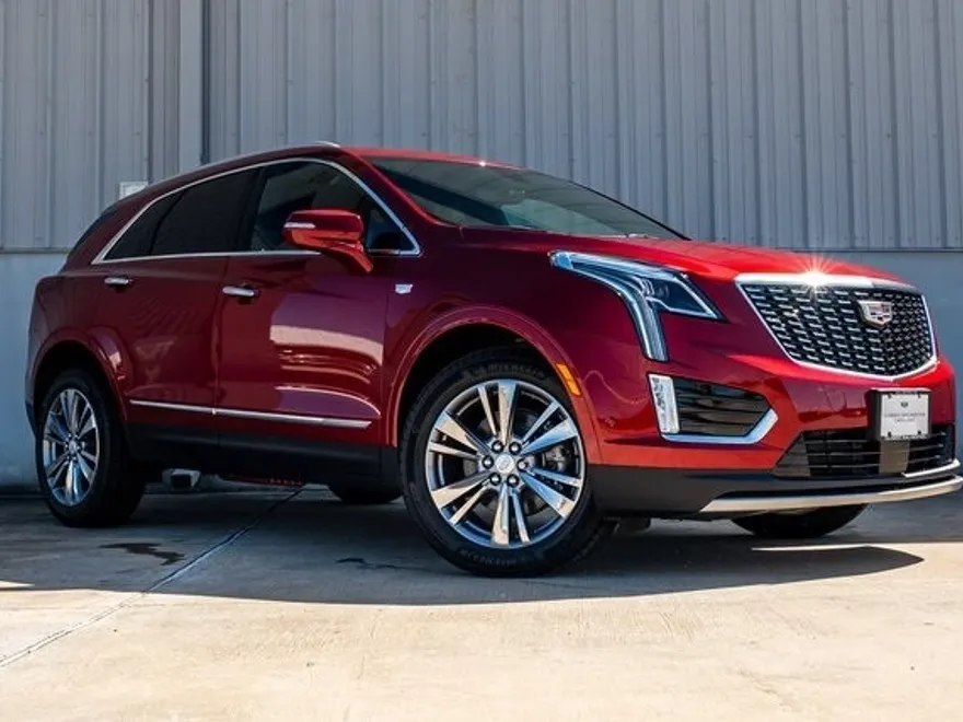 2025 Cadillac XT5 Premium Luxury photo 1