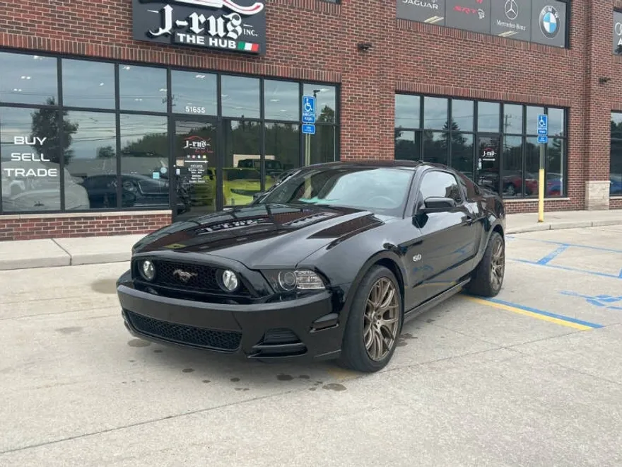 2014 Ford Mustang GT Premium photo 1