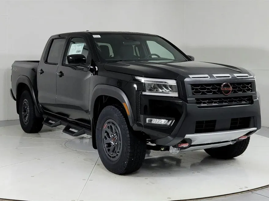 2025 Nissan Frontier PRO-4X photo 1