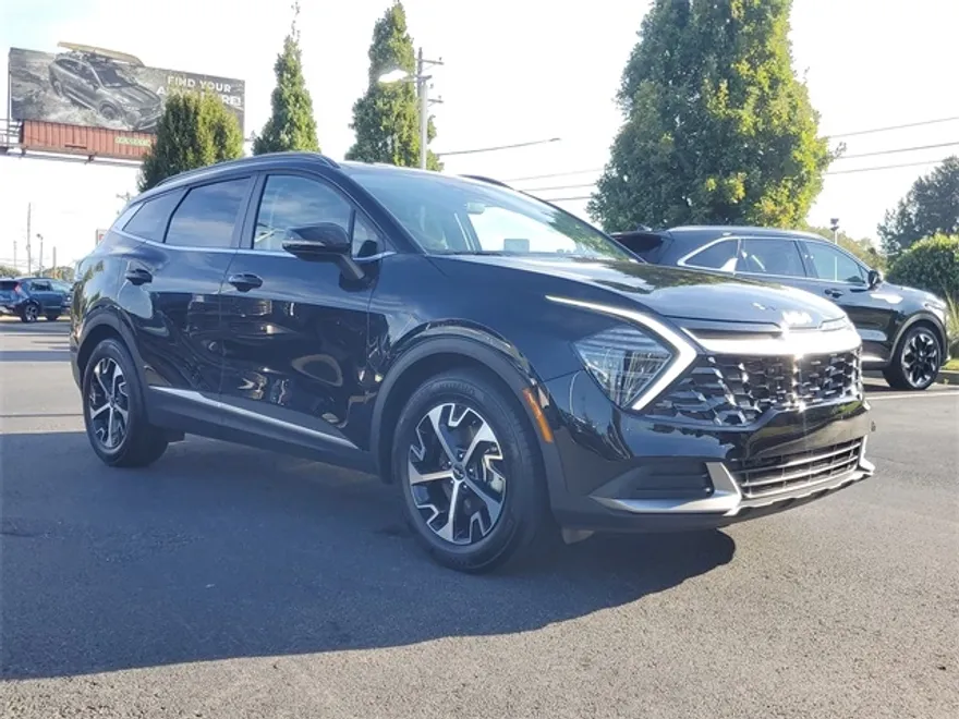 2025 Kia Sportage EX photo 1