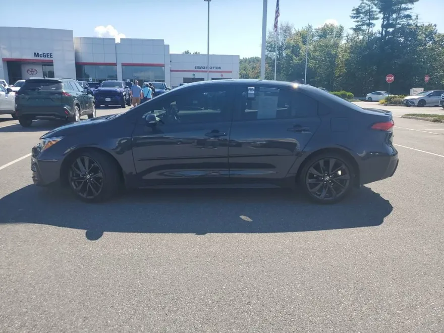 2023 Toyota Corolla XSE photo 1