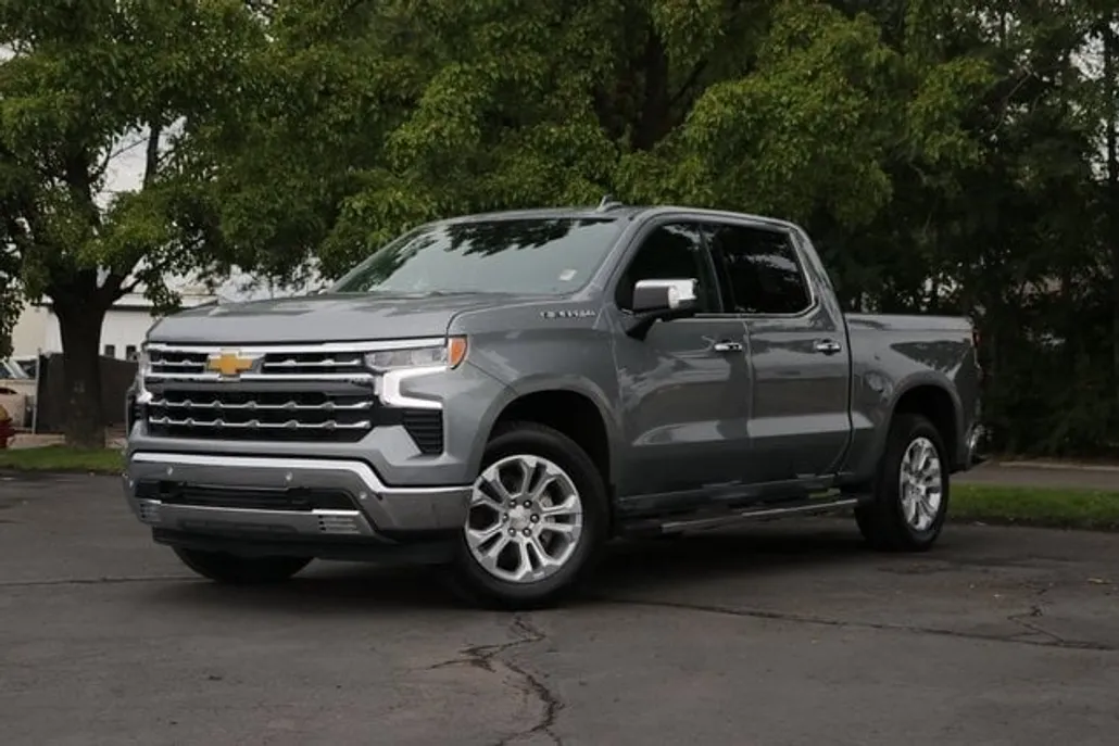 2024 Chevrolet Silverado 1500 LTZ photo 1