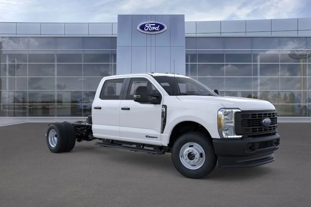 2026 Ford F-350 photo 1