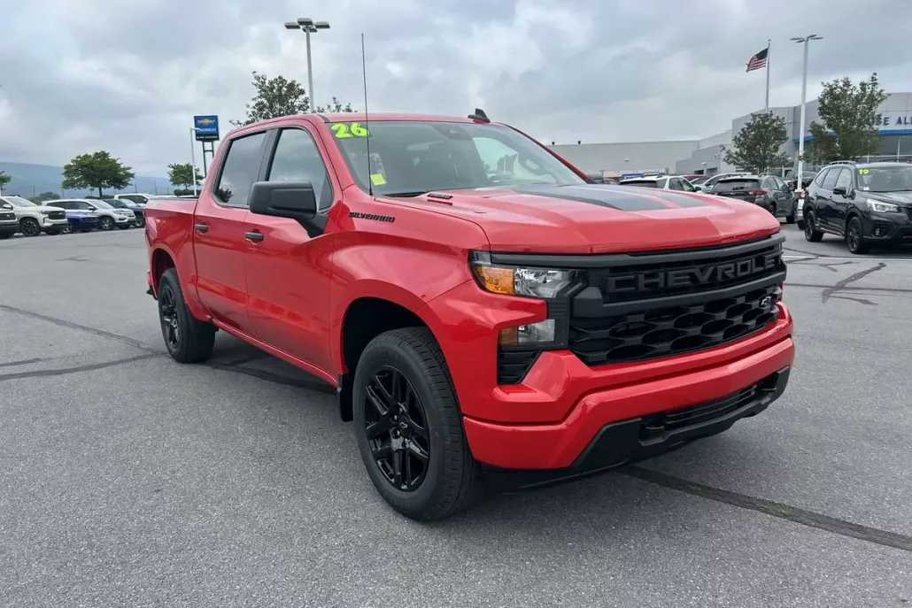 2026 Chevrolet Silverado 1500 Custom photo 1