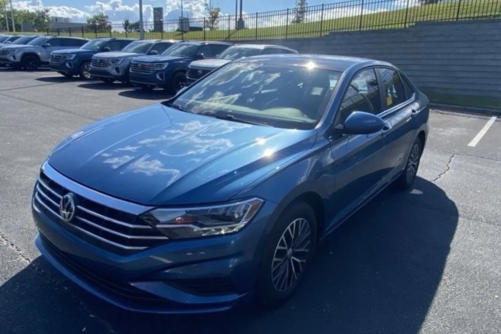 2019 Volkswagen Jetta 1.4T SE photo 1