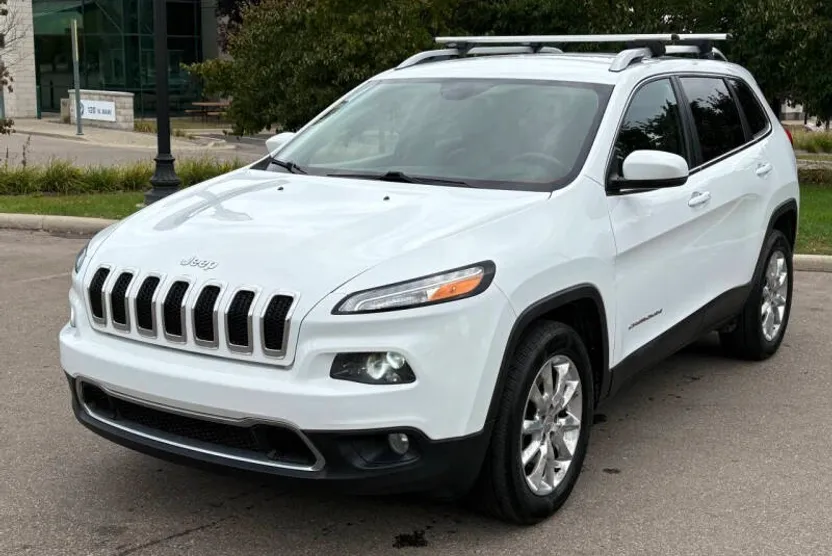 2015 Jeep Cherokee Limited photo 1