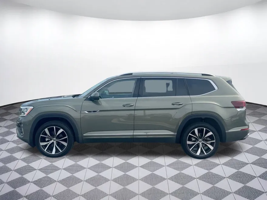 2025 Volkswagen Atlas SEL Premium R-Line photo 1