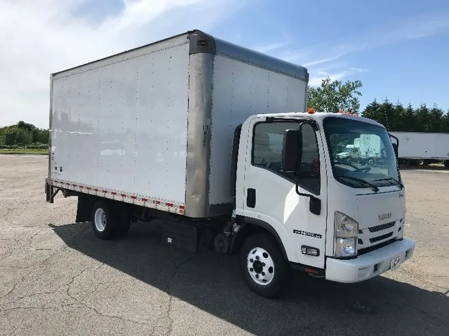 2021 Isuzu NPR photo 1