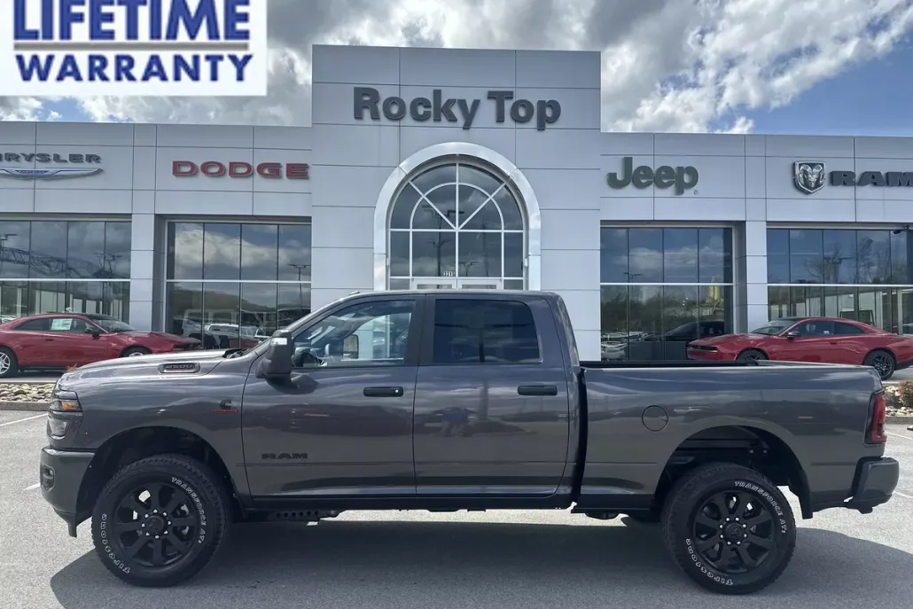 2025 Ram 2500 Big Horn photo 1