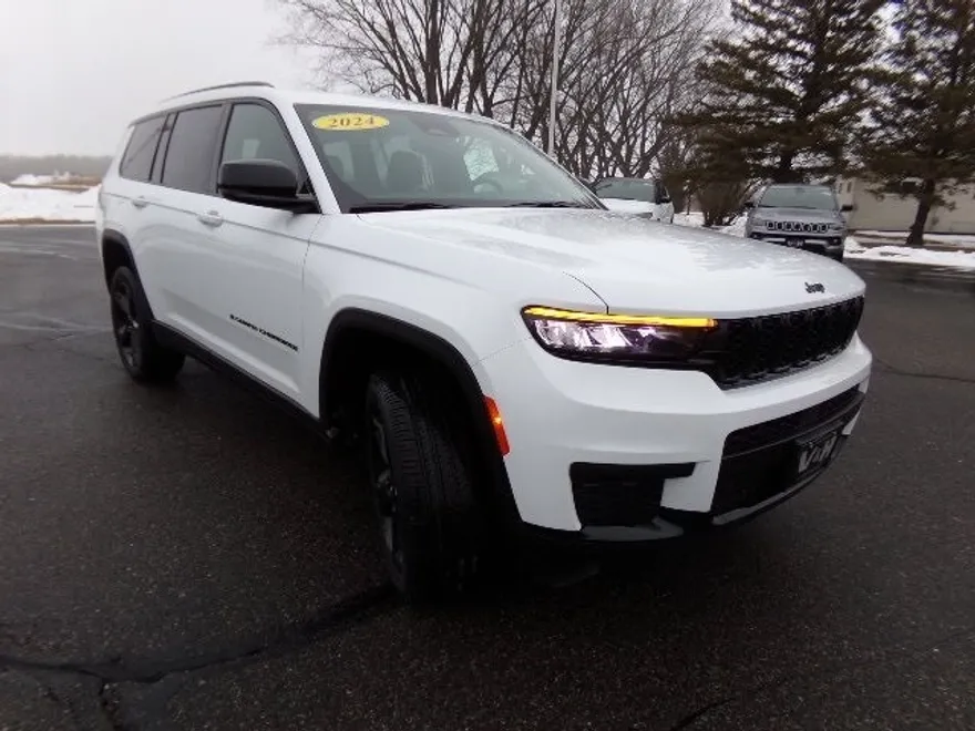 2024 Jeep Grand Cherokee Altitude X photo 1