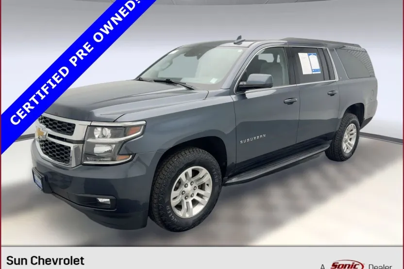 2020 Chevrolet Suburban LT photo 1