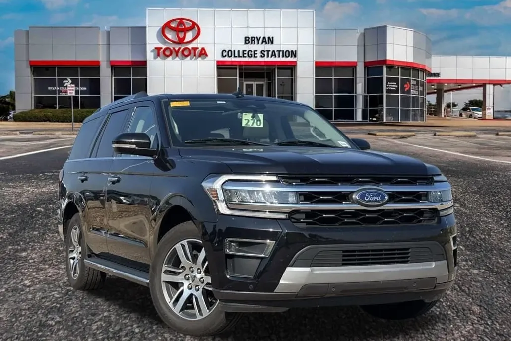 2023 Ford Expedition Limited photo 1