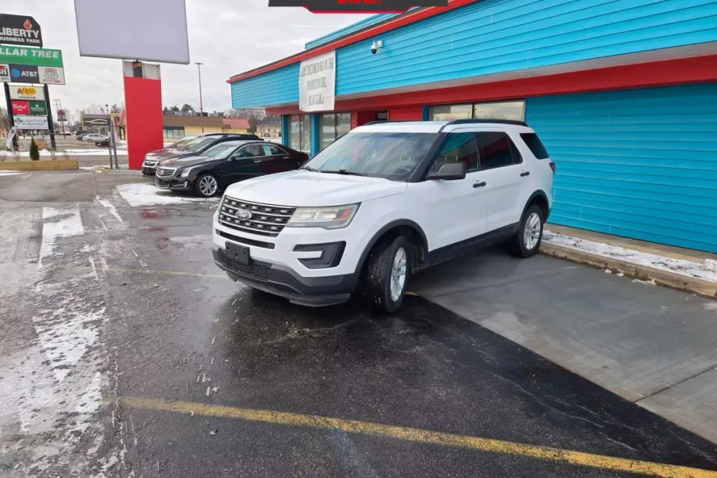 2017 Ford Explorer Sport photo 1