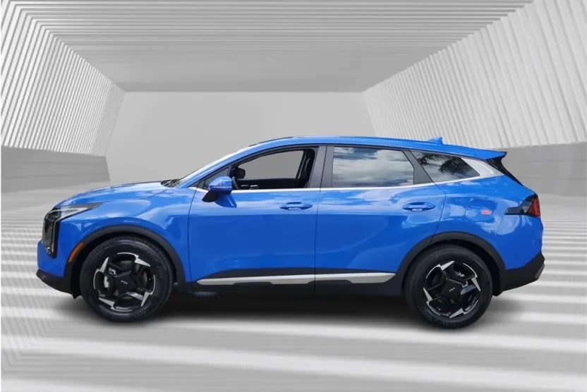 2026 Kia Sportage EX photo 1