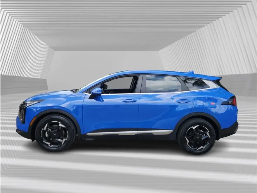 2026 Kia Sportage EX photo 1