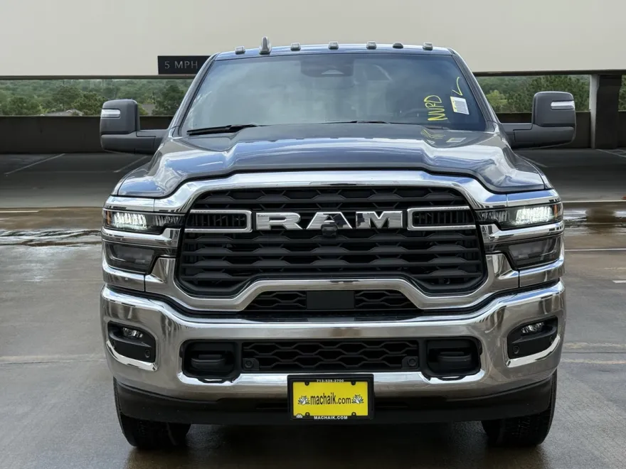 2025 Ram 2500 Tradesman photo 1