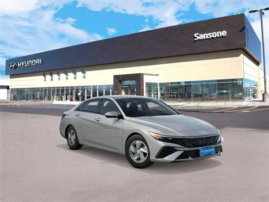 2025 Hyundai Elantra SE photo 1