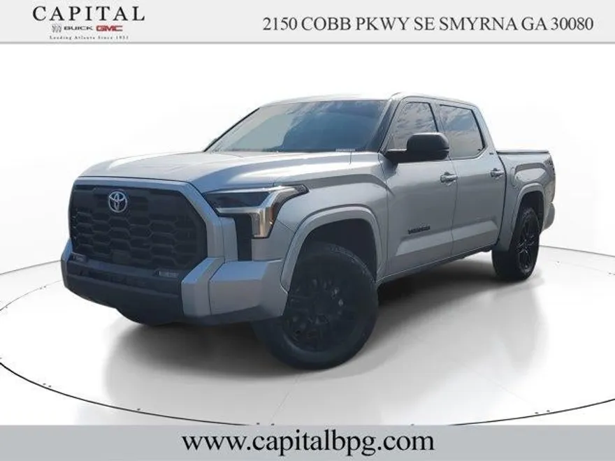 2022 Toyota Tundra SR5 photo 1