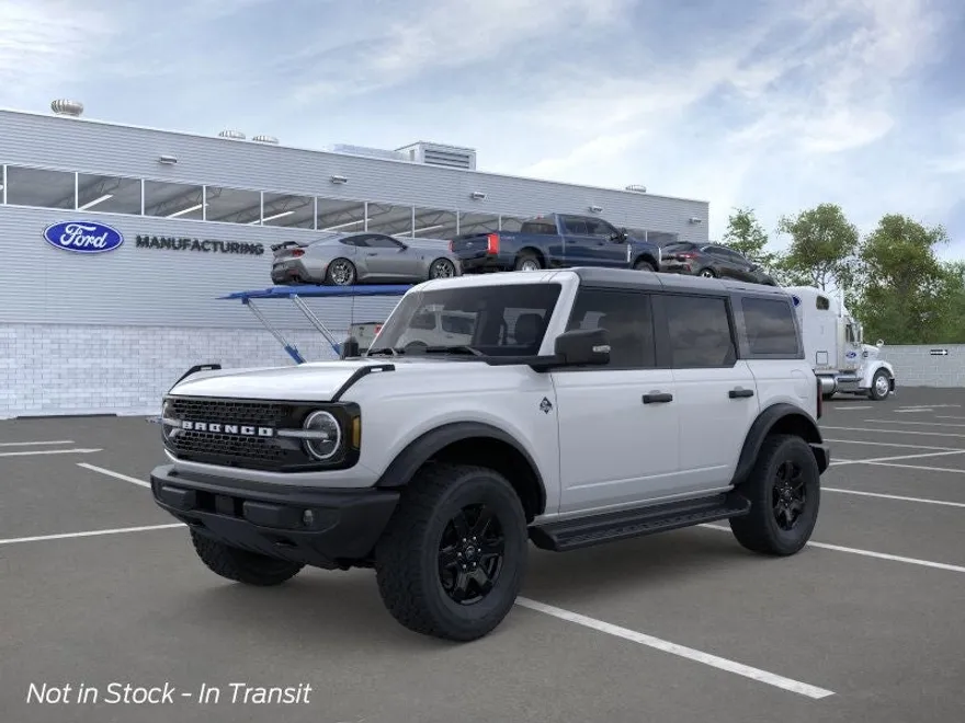 2025 Ford Bronco Outer Banks photo 1