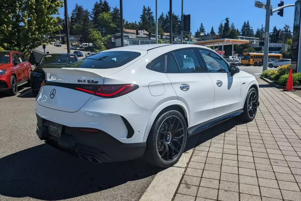 2025 Mercedes Benz GLC AMG 63 photo 1