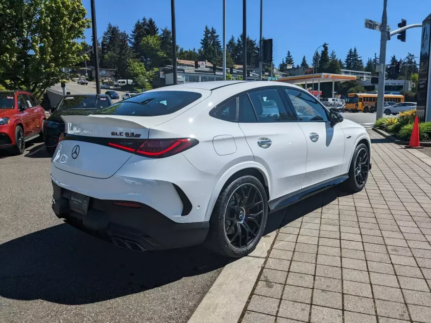 2025 Mercedes Benz GLC AMG 63 photo 1