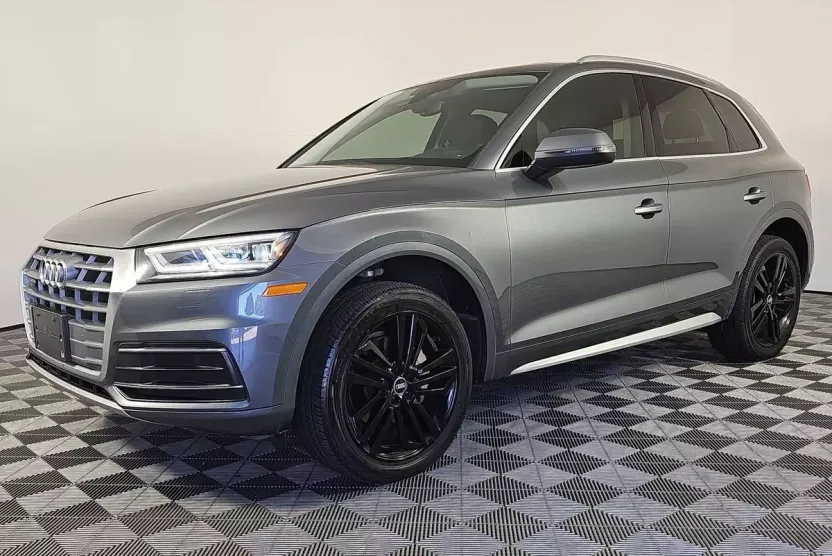 2018 Audi Q5 Premium Plus photo 1
