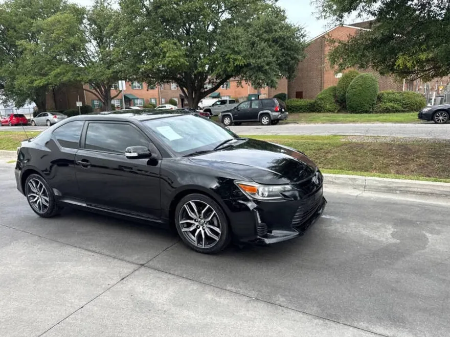 2014 Scion tC 10 Series photo 1