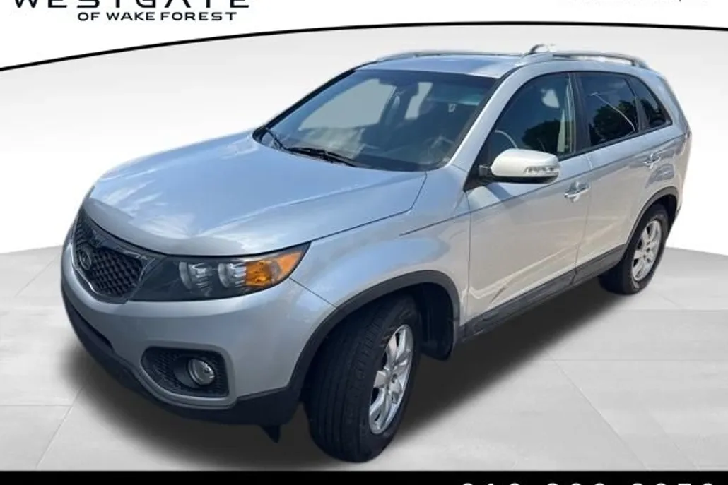 2013 Kia Sorento LX photo 1