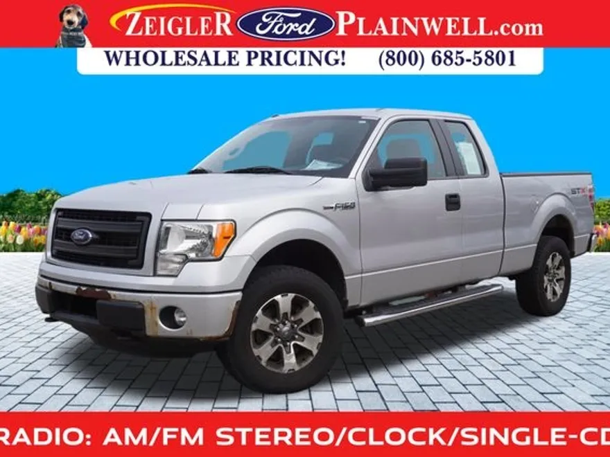 2013 Ford F-150 STX photo 1