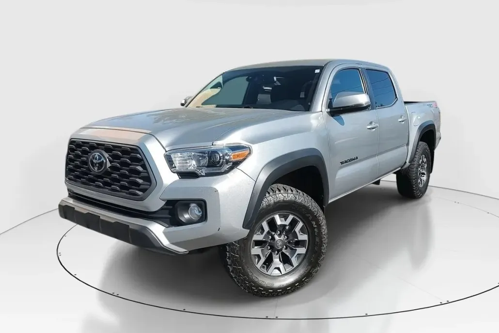 2022 Toyota Tacoma TRD Off-Road photo 1
