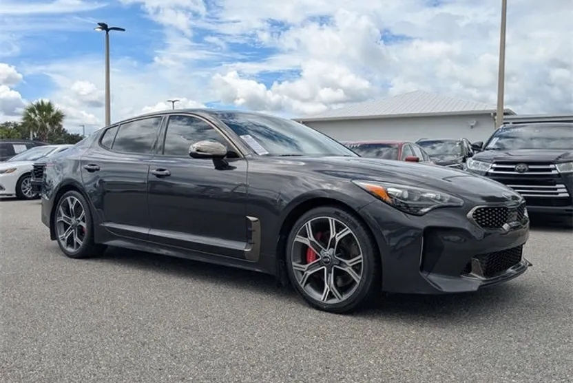 2021 Kia Stinger GT1 photo 1