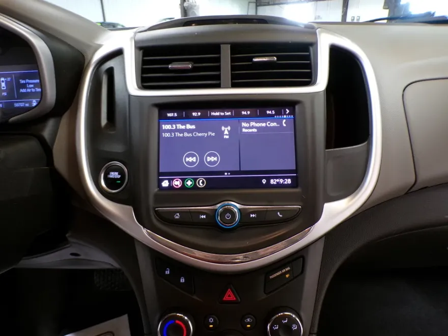 2020 Chevrolet Sonic LT photo 16
