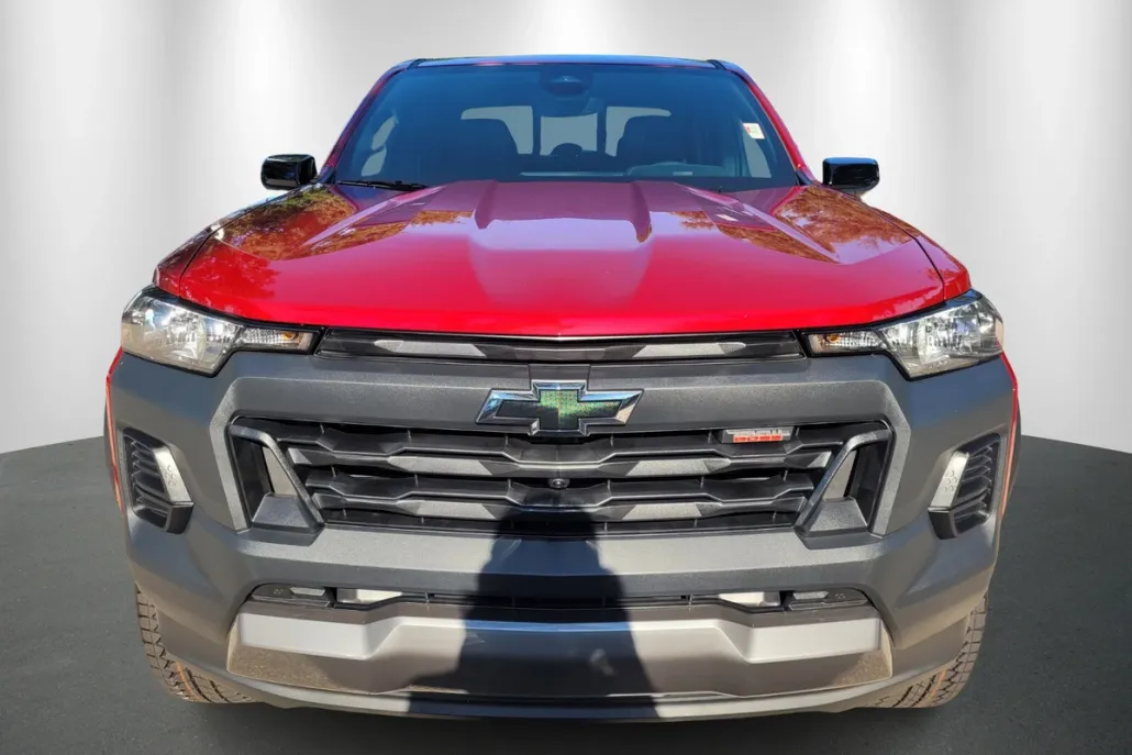 2026 Chevrolet Colorado Trail Boss photo 1