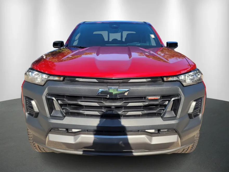 2026 Chevrolet Colorado Trail Boss photo 1