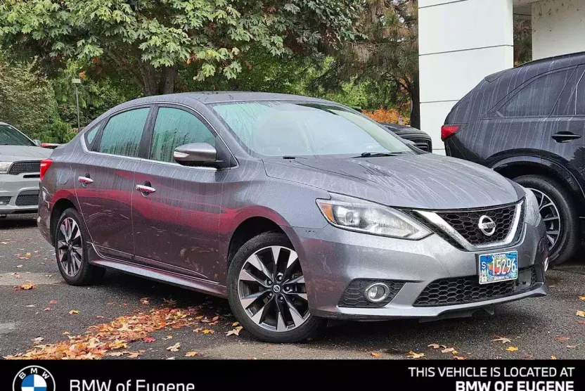 2019 Nissan Sentra SR photo 1