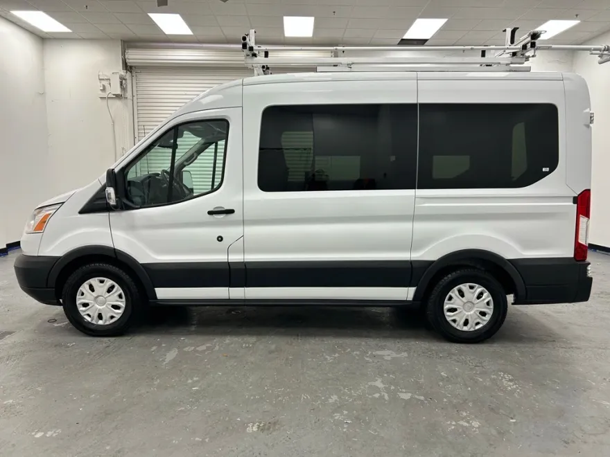 2018 Ford Transit photo 1