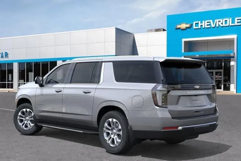 2026 Chevrolet Suburban LT photo 1