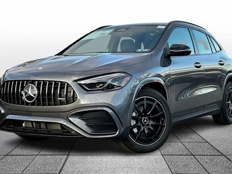 2025 Mercedes Benz GLA AMG 35 photo 2