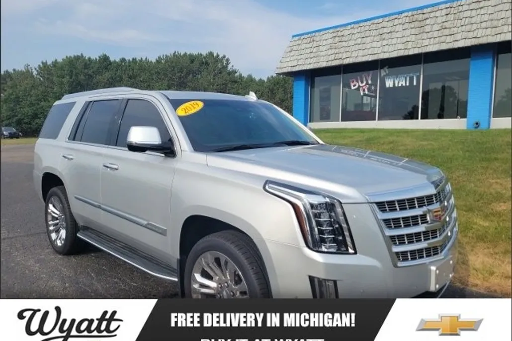 2019 Cadillac Escalade Luxury photo 1