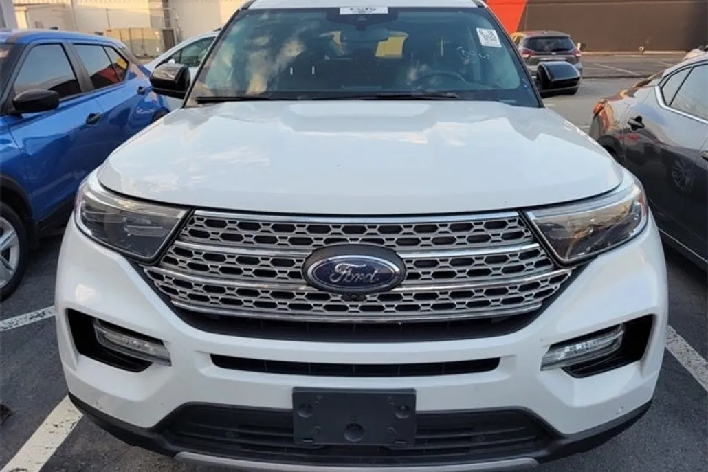 2022 Ford Explorer Limited photo 1