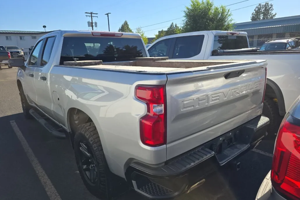2020 Chevrolet Silverado 1500 Custom Trail Boss photo 1