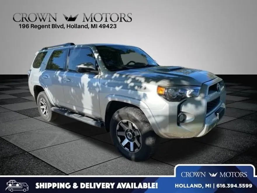 2019 Toyota 4Runner Limited photo 1