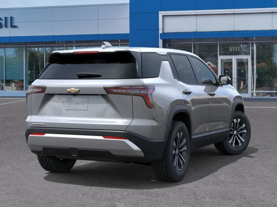 2026 Chevrolet Equinox LT photo 1