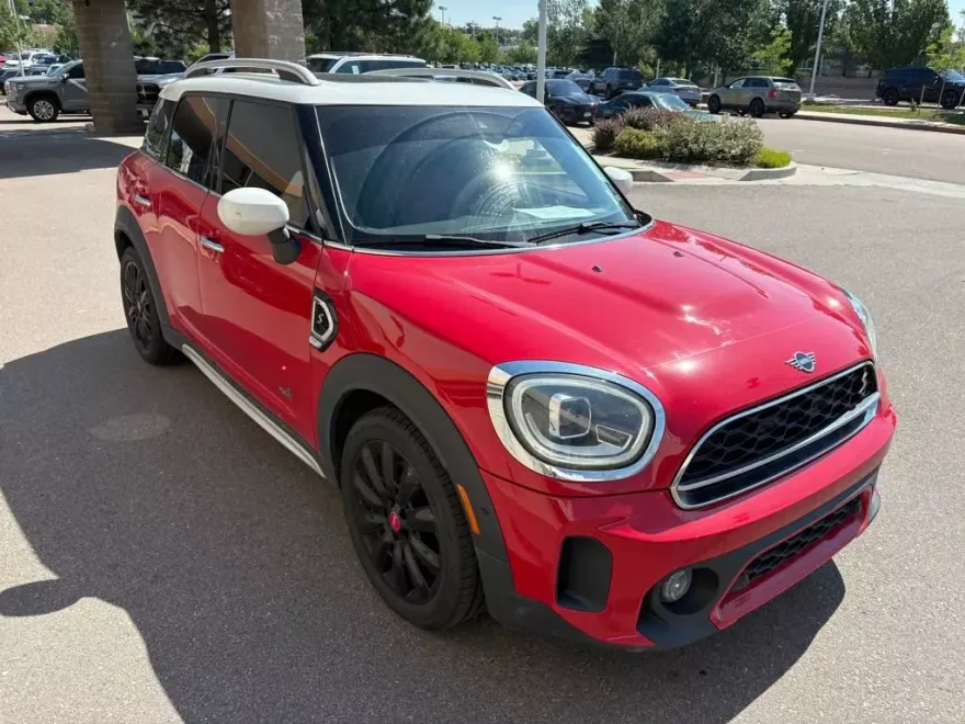 2021 Mini Countryman S ALL4 photo 1