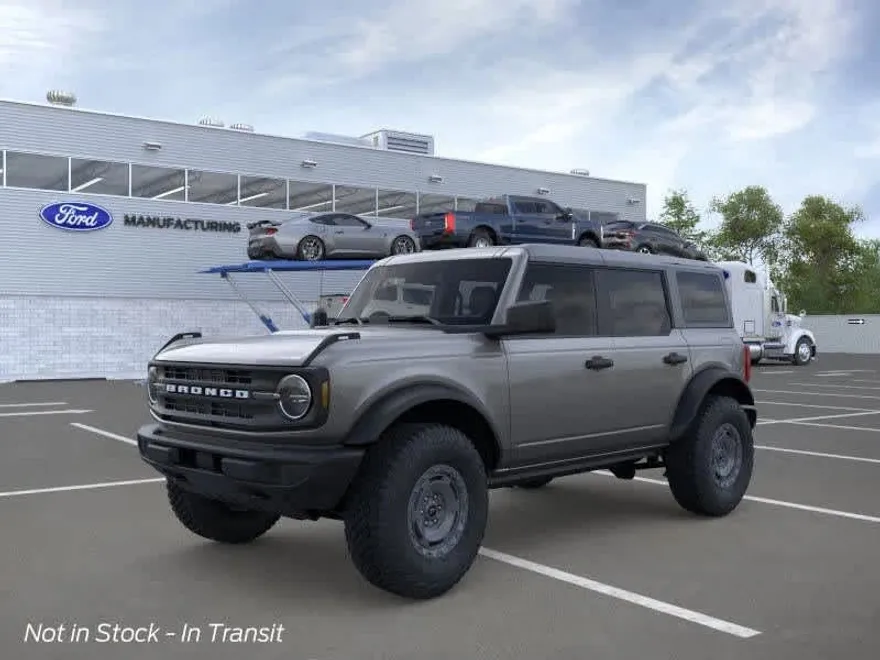 2025 Ford Bronco Base photo 1